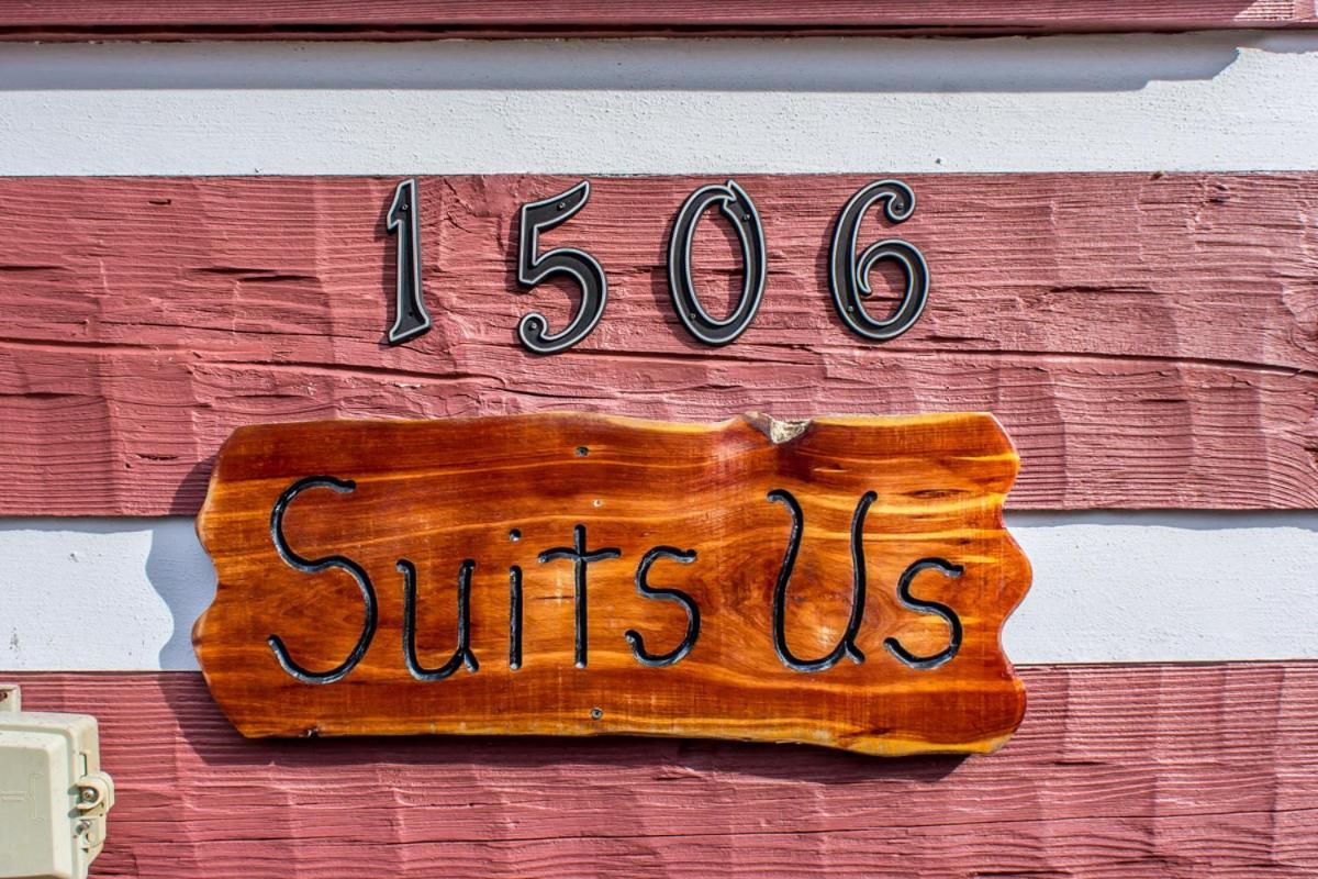 Suits Us Pigeon Forge Eksteriør bilde